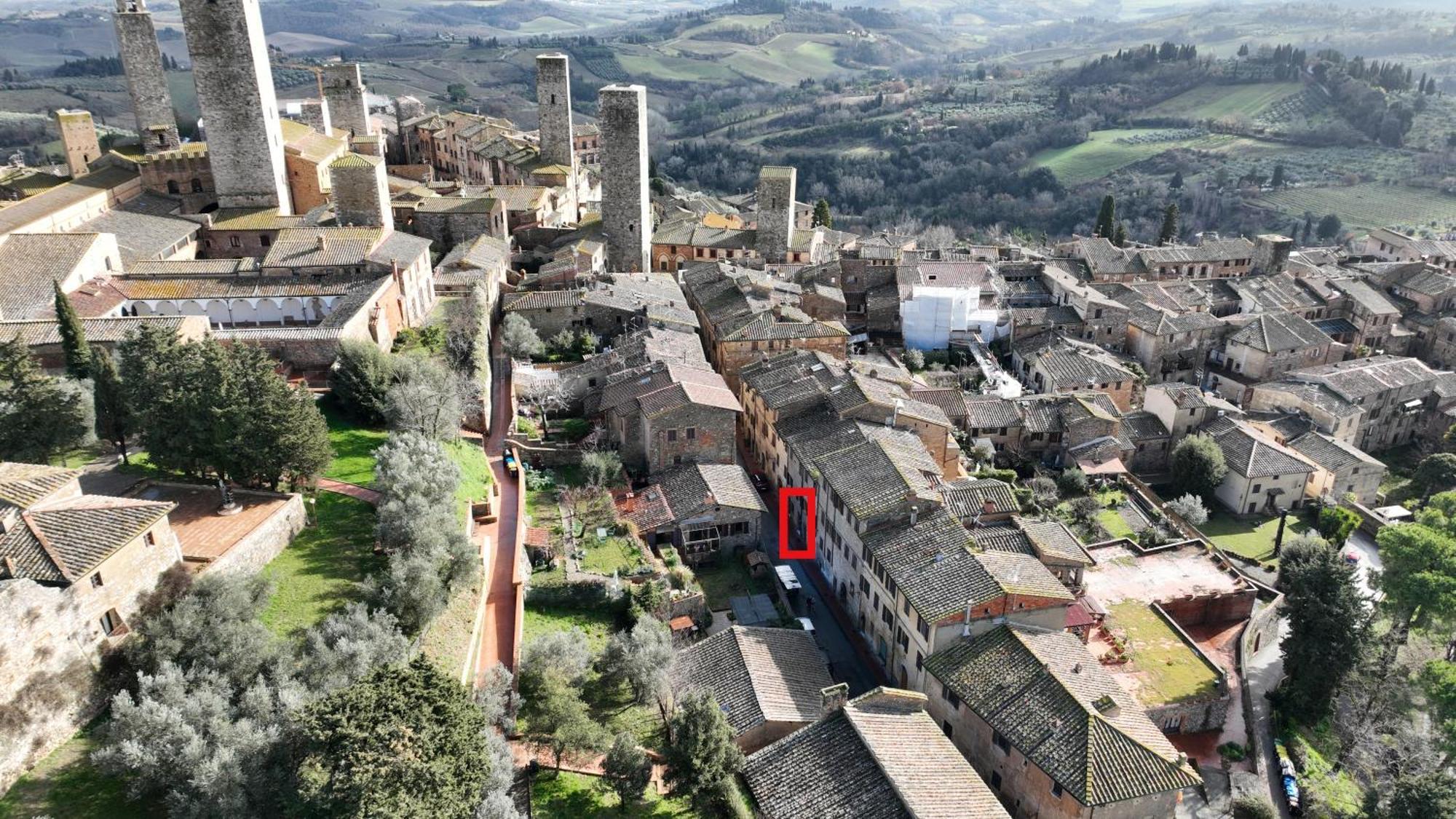 Appartamento Le Palme Con Terrazze In Centro San Gimignano Exterior photo